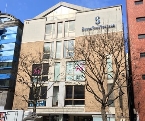 ゼクシィ保険ショップ 天神店